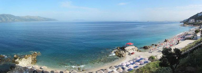 Spiaggia di Valona in Albania