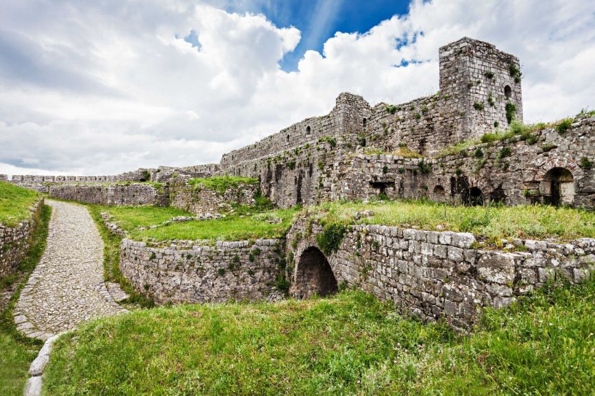 Vista del Castello di Rozafa in Albania