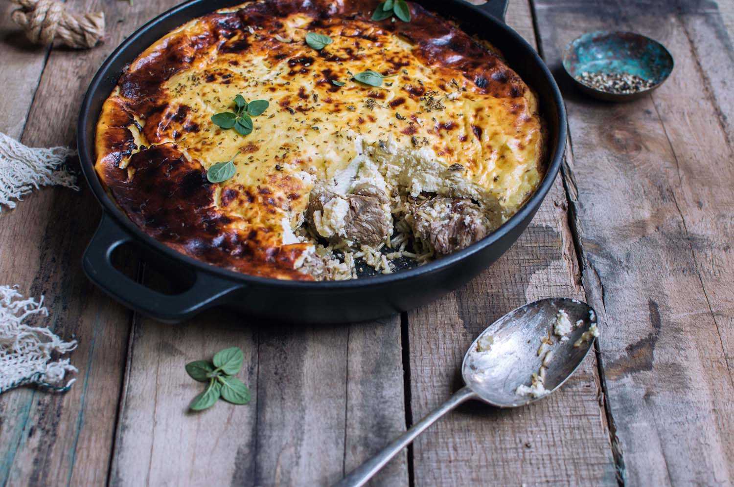 Tave Kosi - a traditional Albanian dish